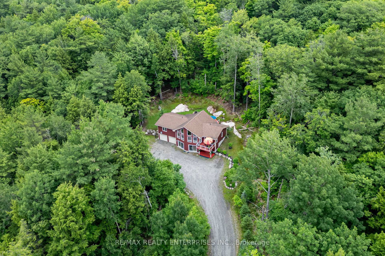 Detached House for sale at 3142 Hwy 118 Road, Muskoka Lakes, Medora, P0B 1J0 - MLS: X12028842