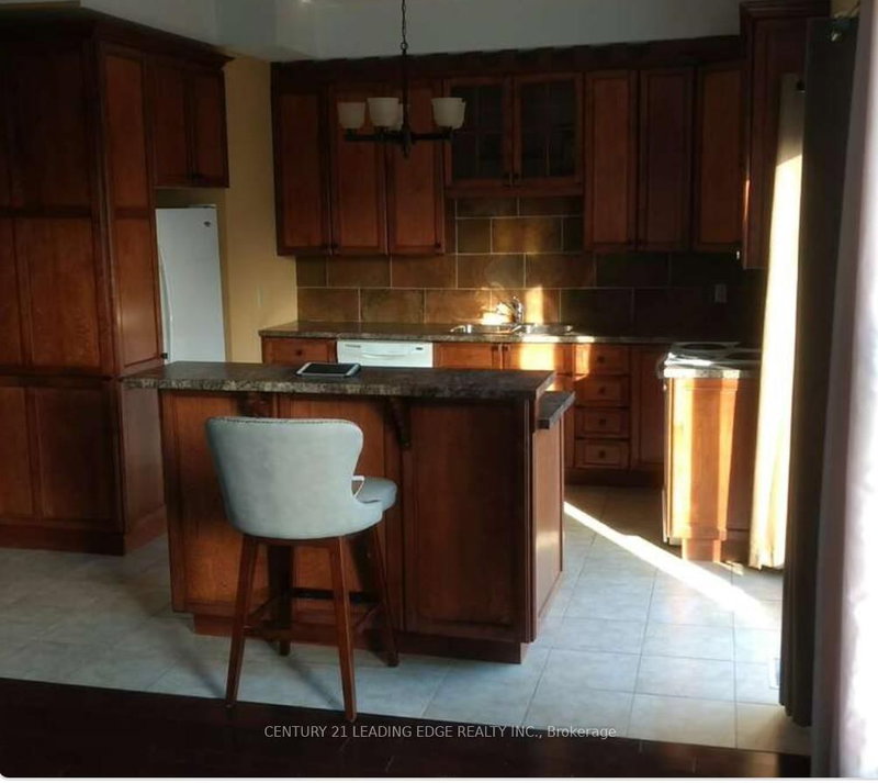 323 Queenston Rd, Niagara-on-the-Lake, L0S 1J0 | Image 3