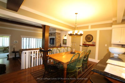 Unit V 11, W 5 — 1020 Birch Glen Rd, Lake of Bays - Mclean image-0-4