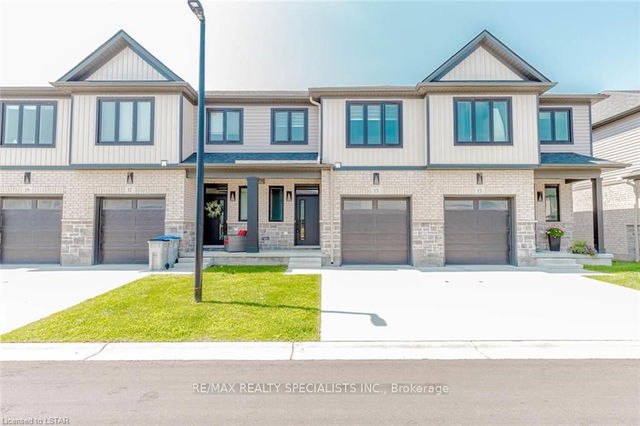 15 - 601 Lions Park Drive S