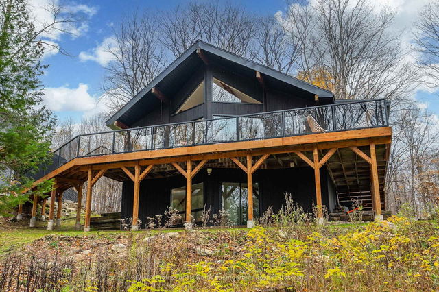 1035 Graydon Lane