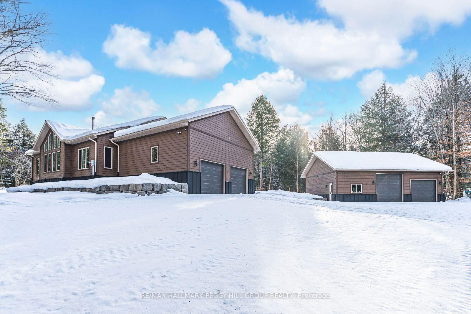 Building at 4571 Aspdin Road, Muskoka Lakes, Cardwell