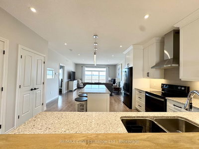 494 Ivings Dr, Saugeen Shores - Saugeen Shores image-0-4