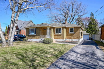 Detached House for sale at 3262 Frances Avenue, Niagara Falls, Church's Lane, L2J 2H8 - MLS: X12029992