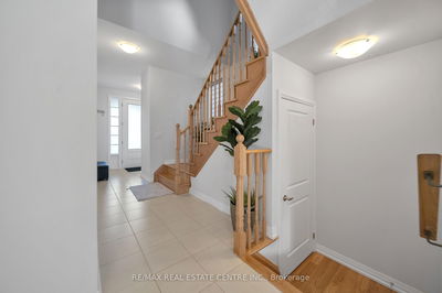 567 Bedi Dr, Woodstock -  image-0-4