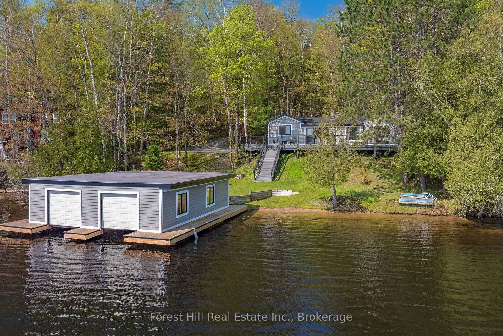 Detached House for sale at 1017 WHITE PINE Road, Lake of Bays, Franklin, P1H 2J3 - MLS: X12030317