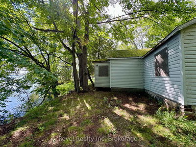 20 Mowat Cres, North Bay - Ferris image-0-3