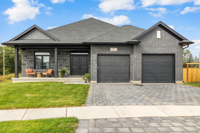 27 Spruce Crescent