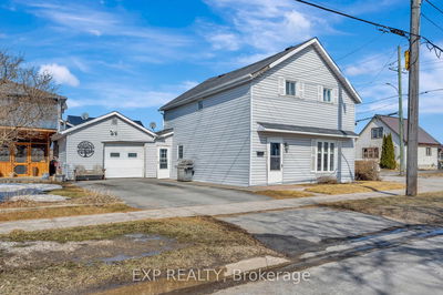66 St Paul St, Belleville - Belleville Ward