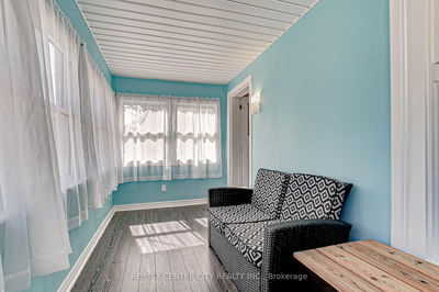 10 HAMILTON St, St. Thomas - NW image-0-4