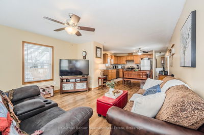 41 Cedarbush Cres, Puslinch - Rural Puslinch East image-0-4