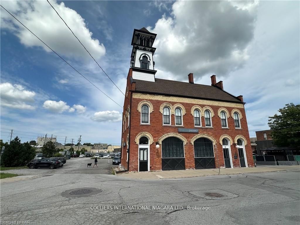 Building at 12 Albert Street, Thorold, Thorold Downtown