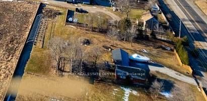 8871 Wellington 124 Road 3