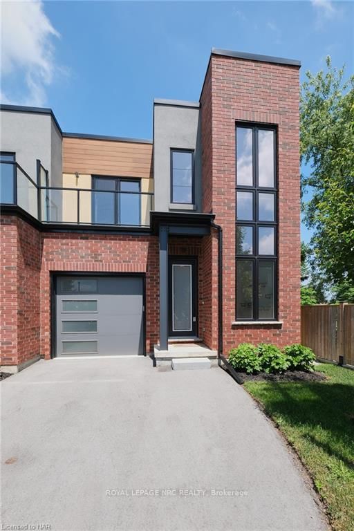 Townhouse for sale at 13-1465 Station Street, Pelham, Fonthill, L0S 1E0 - MLS: X12031684