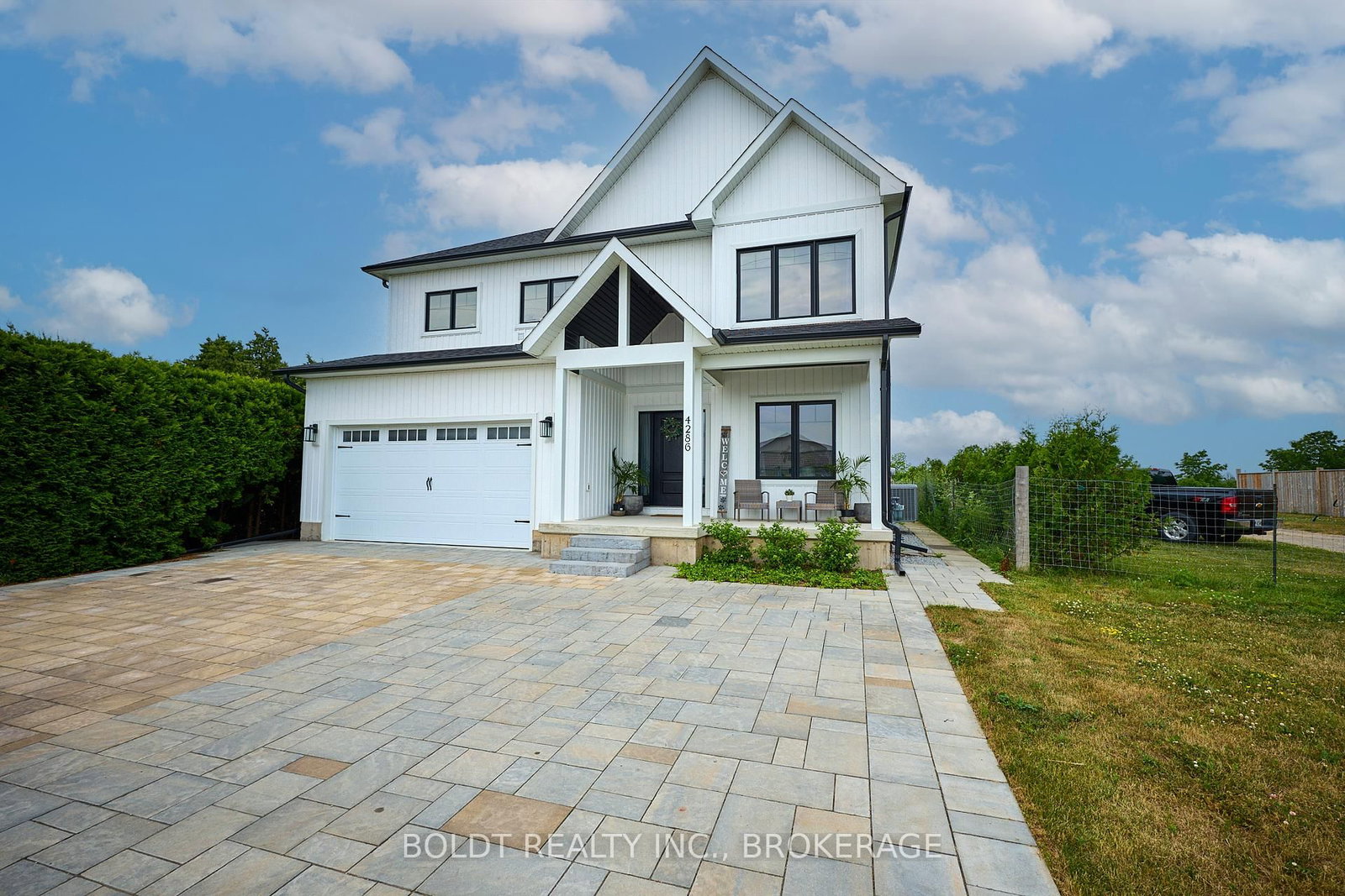 Listing Image 3