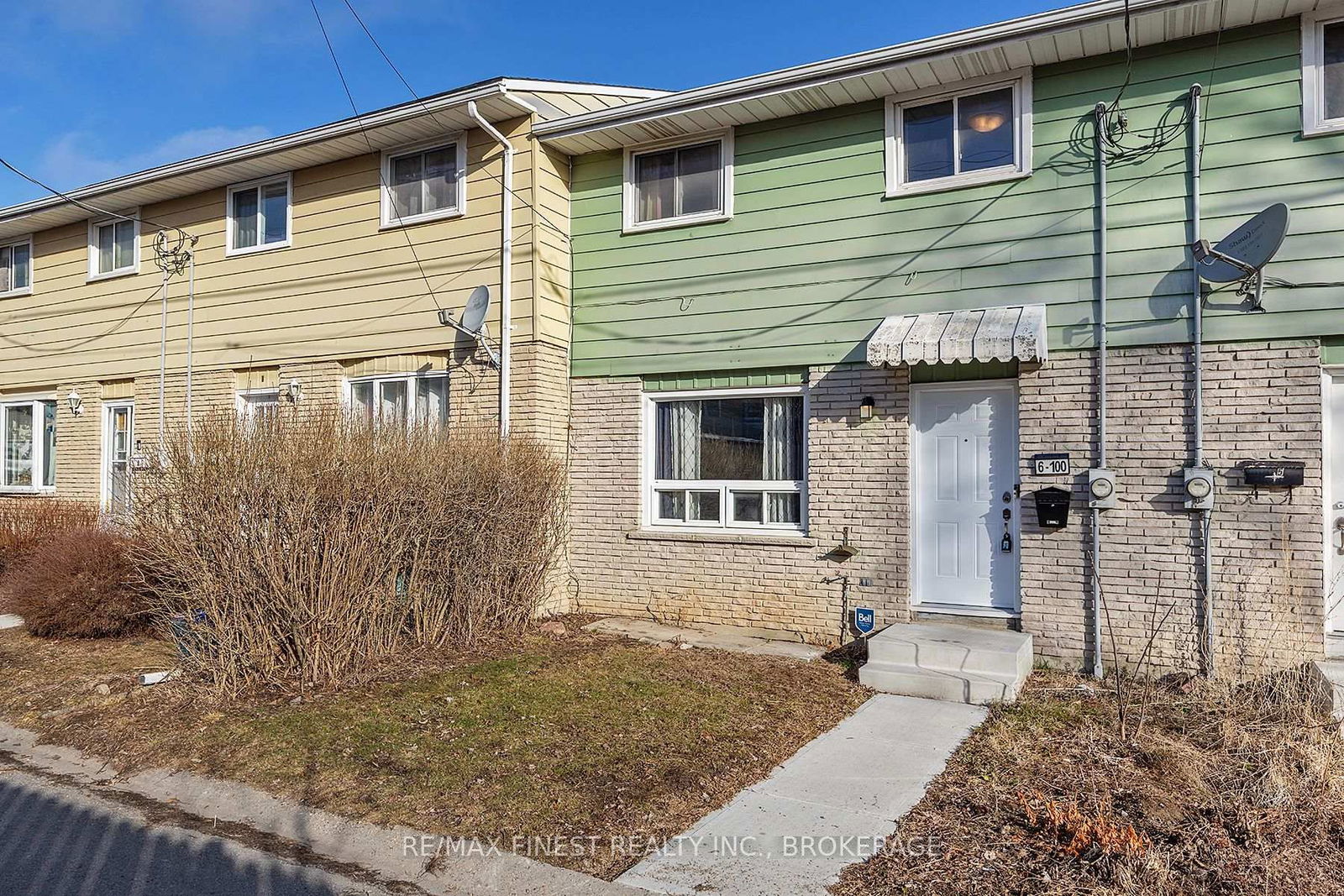 Townhouse for sale at 6-100 Thomas Street, Kingston, East of Sir John A. Blvd, K7K 2E3 - MLS: X12031887