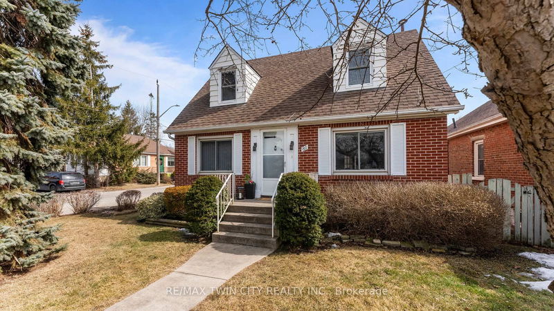 home for sale on 81 Lyons Avenue