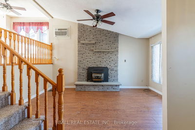 12 Cedartree Lane, Kawartha Lakes - Bobcaygeon image-0-1