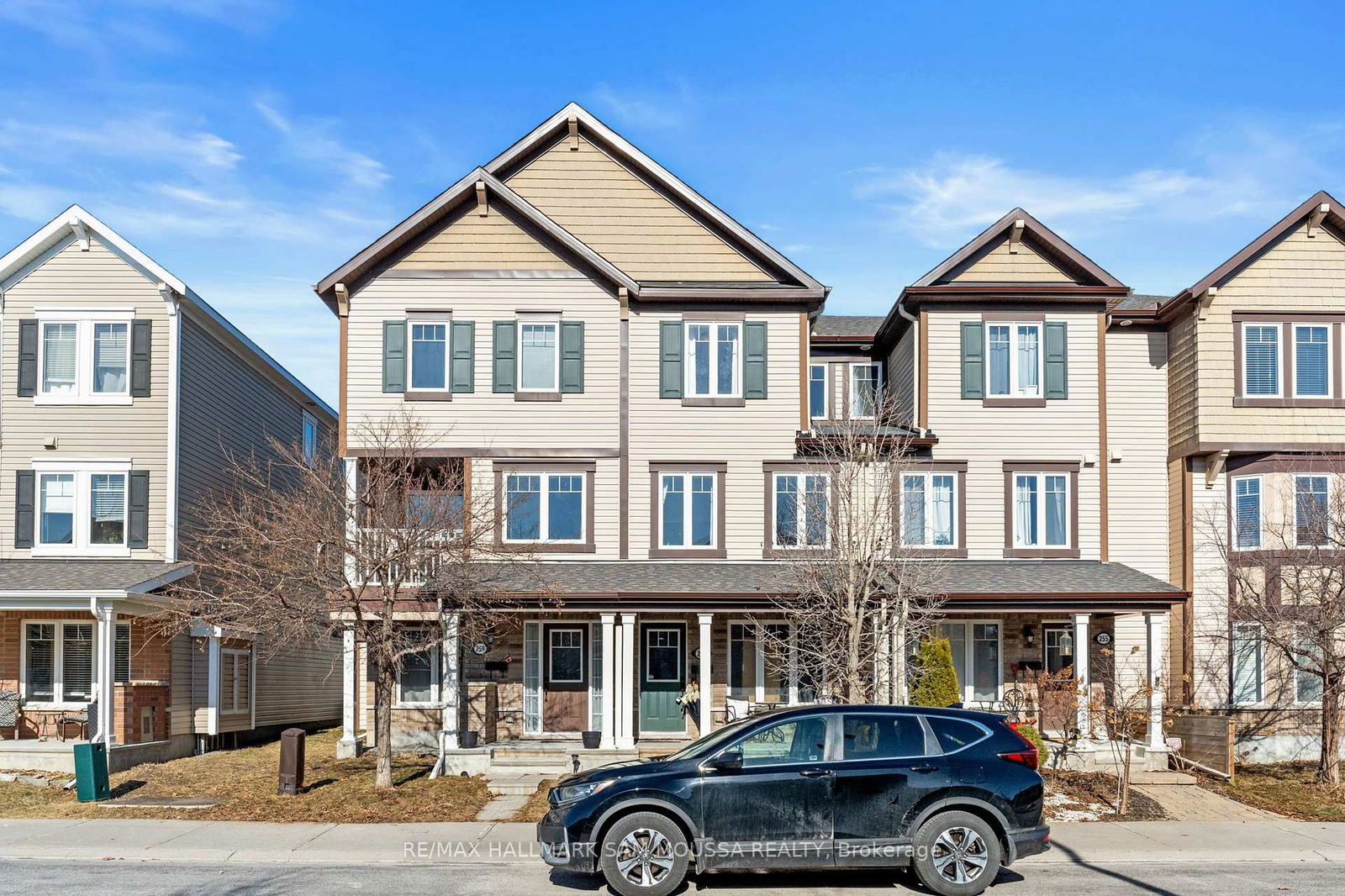 Townhouse for sale at 257 Cayman Road, Ottawa, Stittsville (North), K2S 0N7 - MLS: X12031933