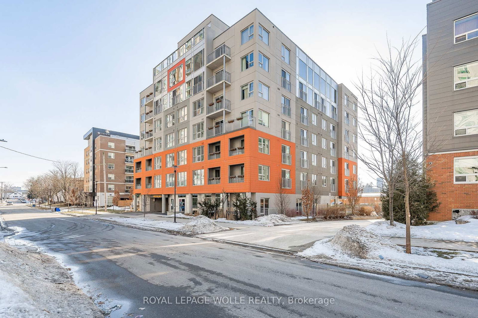 Condo for sale at 207-321 Spruce Street, Waterloo, N1L 3M6 - MLS: X12032261