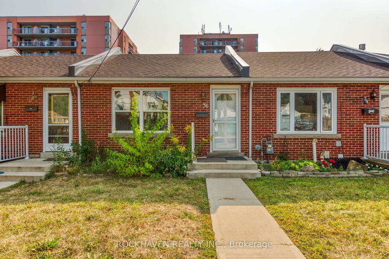 36 Macklin St N, Hamilton, L8S 3S1 | Image 2