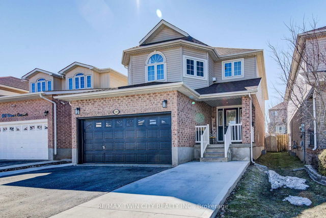 144 Udvari Crescent