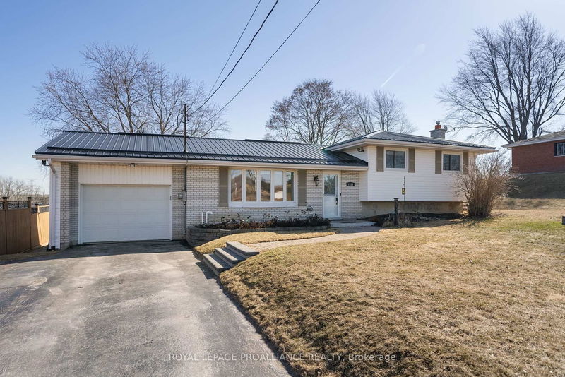 1688 Wallbridge Loyalist Rd, Belleville - Sidney Ward image-0-0