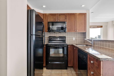 Unit 1104 — 200 Besserer St, Ottawa - Sandy Hill image-0-4