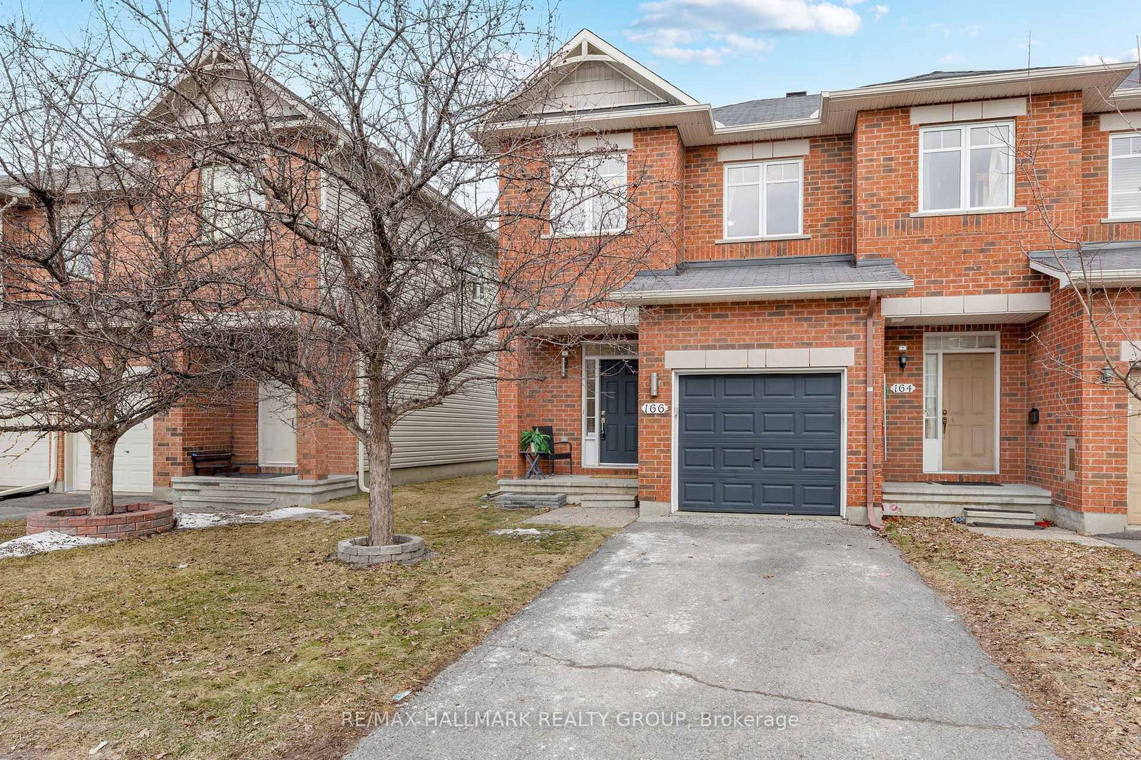 Townhouse for sale at 166 Calaveras Avenue, Ottawa, Barrhaven - Longfields, K2J 5K4 - MLS: X12033509