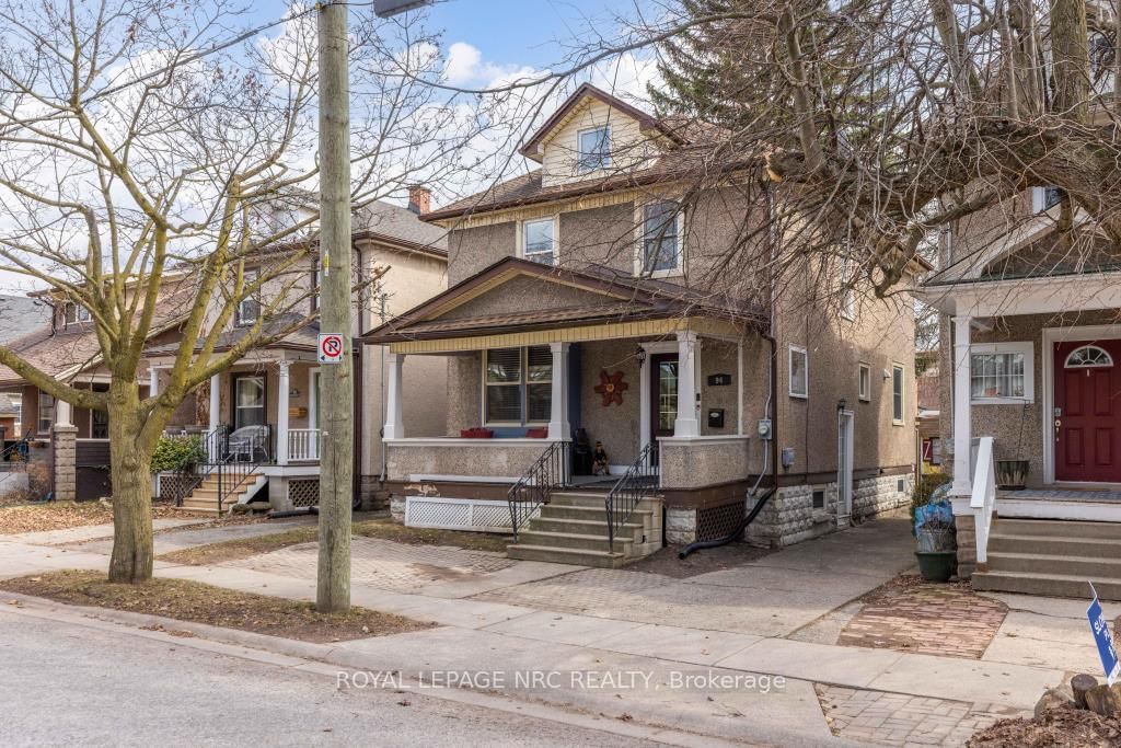 Detached House for sale at 94 Chaplin Avenue, St. Catharines, Downtown, L2R 2E7 - MLS: X12033534