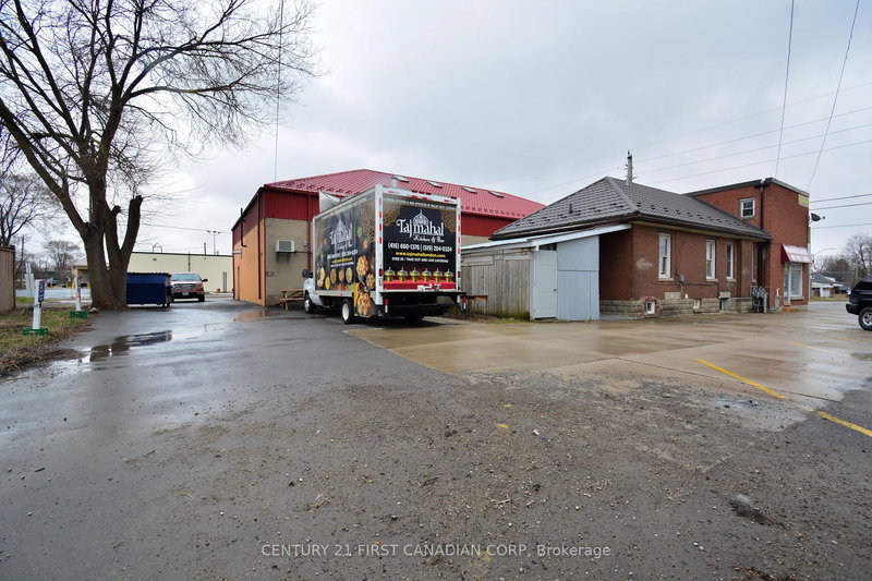 1680 Dundas St E, London East, N5W 3C4 | Image 2