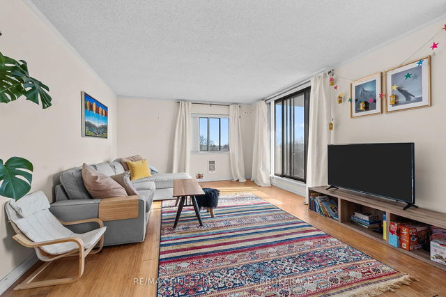 609 - 120 Barrett Court