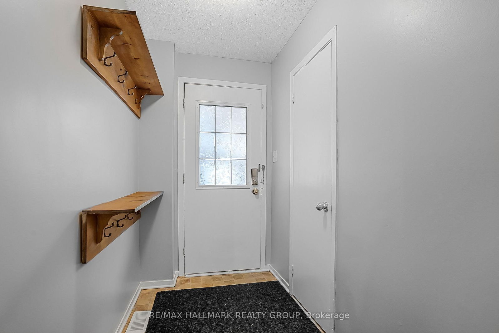 Townhouse for sale at 74-210 Romulus Private N/A, Ottawa, Carson Meadows, K1K 3Y2 - MLS: X12034099