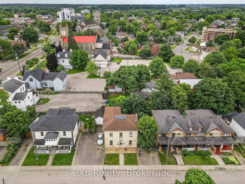 12 Fleet St, Brantford, N3T 3S7 | Image 2