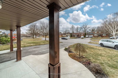 16 Kingsway Crt, Belleville - Belleville Ward image-0-3