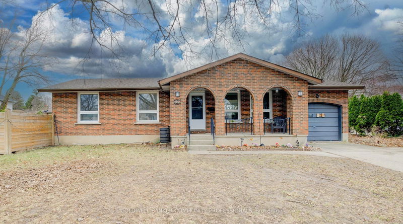 home for sale on 44 Shetland Crescent