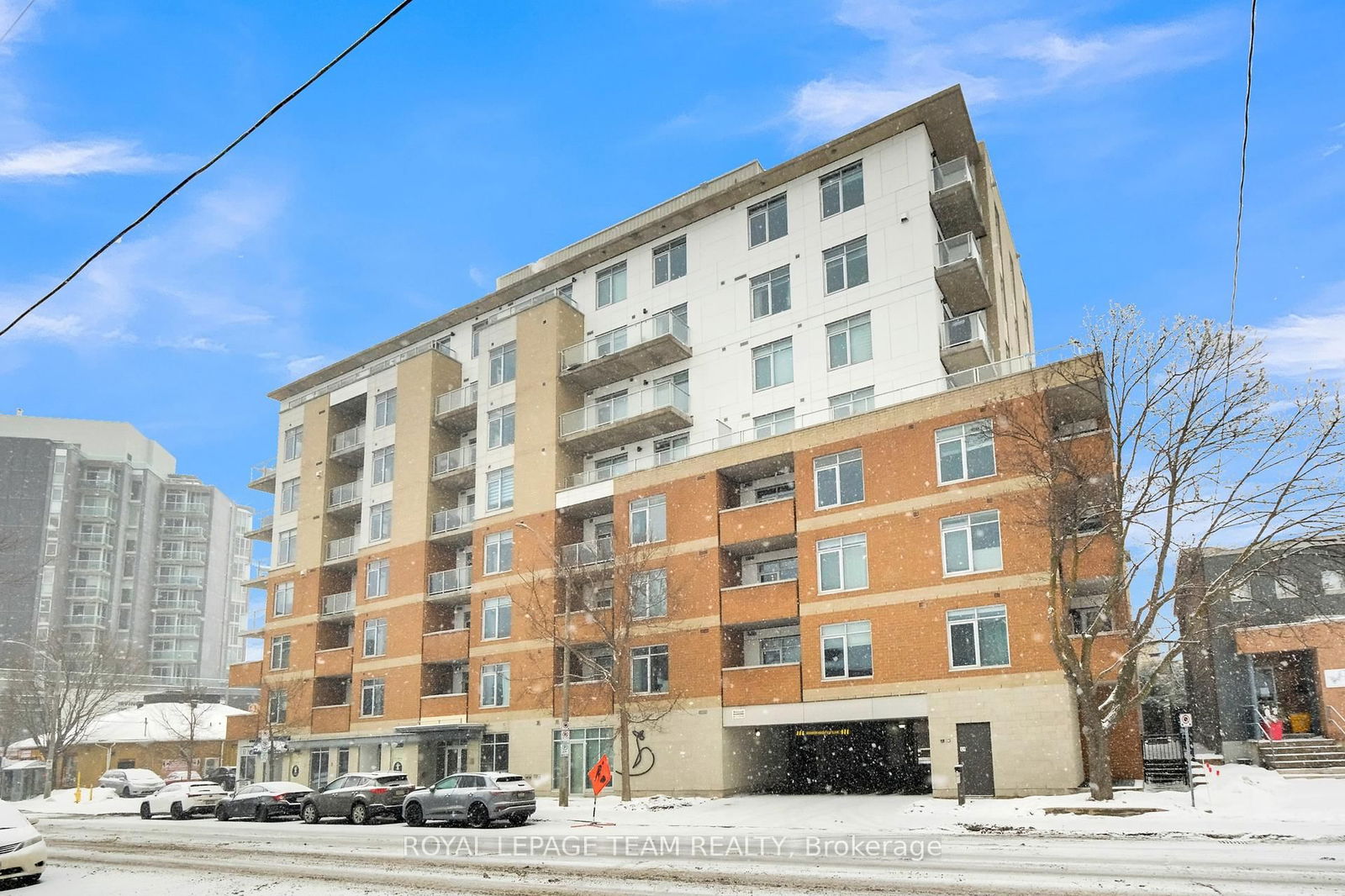 Condo for sale at 305-131 HOLLAND Avenue, Ottawa, Ottawa West, K1Y 3A2 - MLS: X12034766