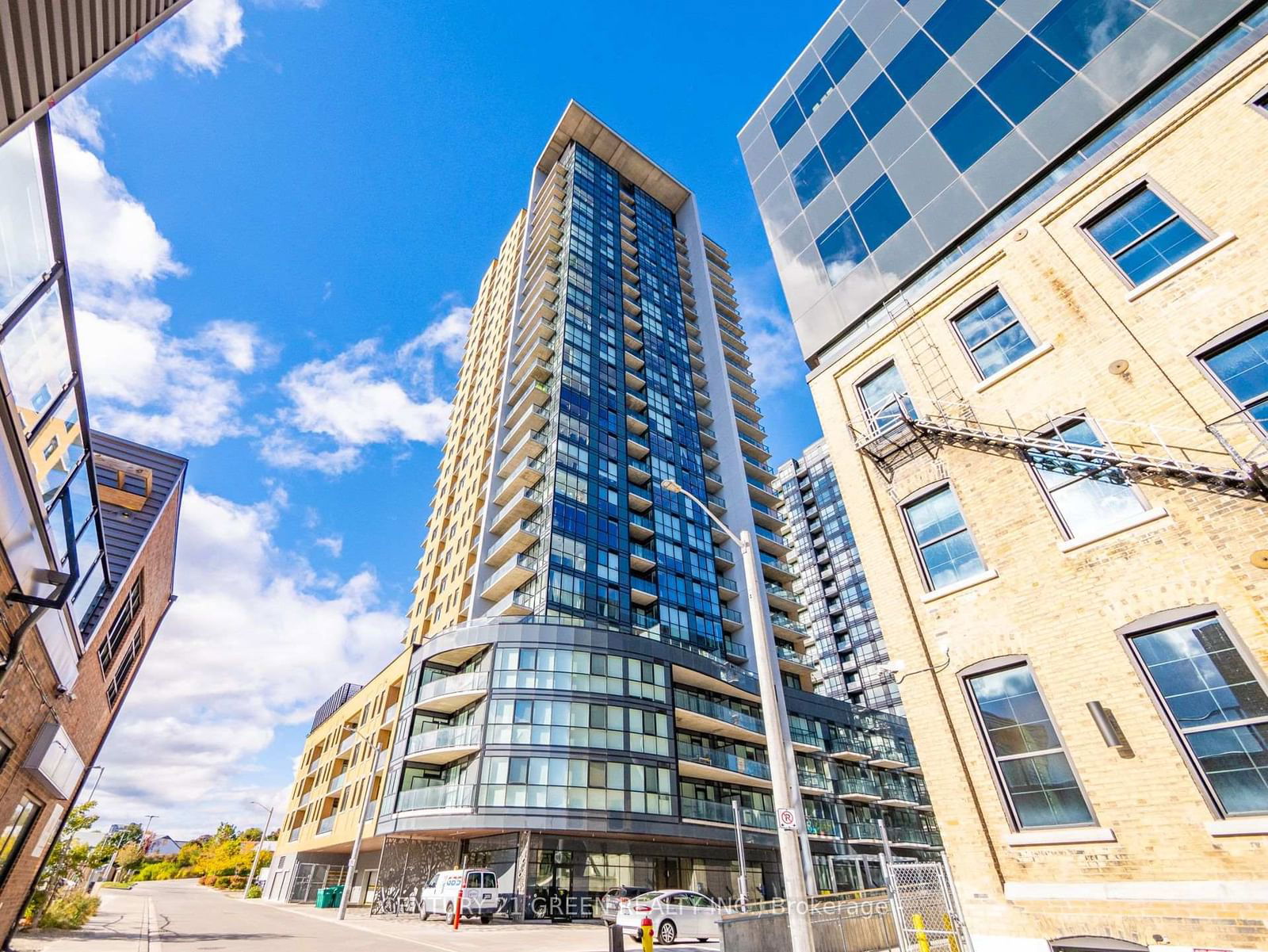 Condo for lease at 203-108 Garment Street, Kitchener, N2G 2B3 - MLS: X12034877