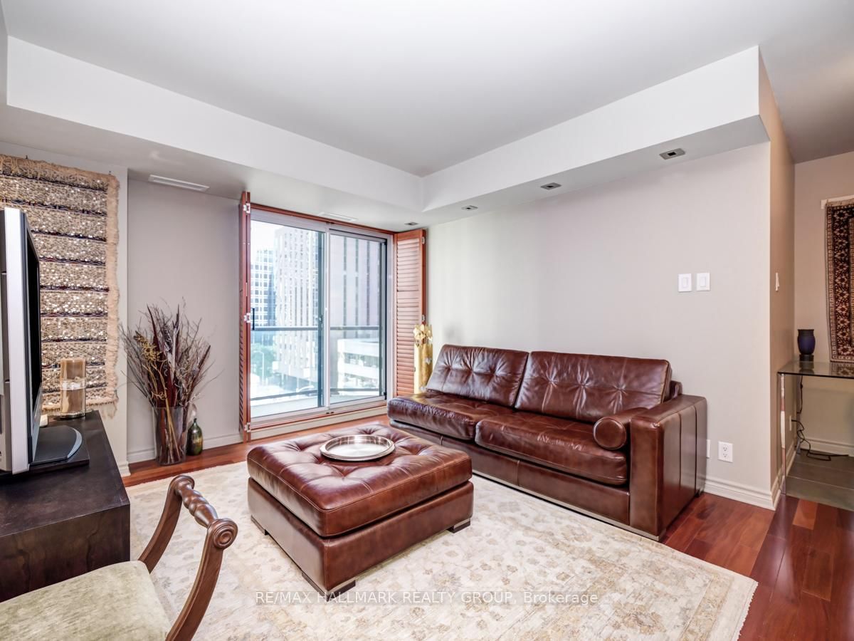 Condo for sale at 705-445 LAURIER Avenue, Ottawa, Ottawa Centre, K1N 6R4 - MLS: X12035003