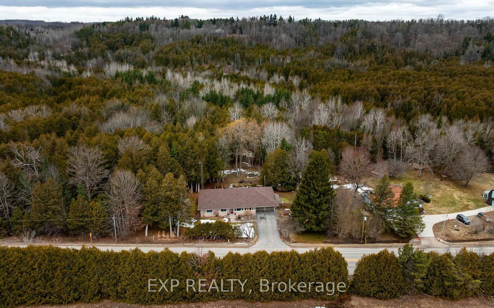 Detached House sold at 307073 Hockley Road, Mono, Rural Mono, L9W 6M8 - MLS: X12035107