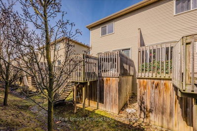 Unit C14 — 240 Westmeadow Dr, Kitchener -  image-0-4