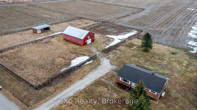 439607 Sydenham-Lakeshore Drive