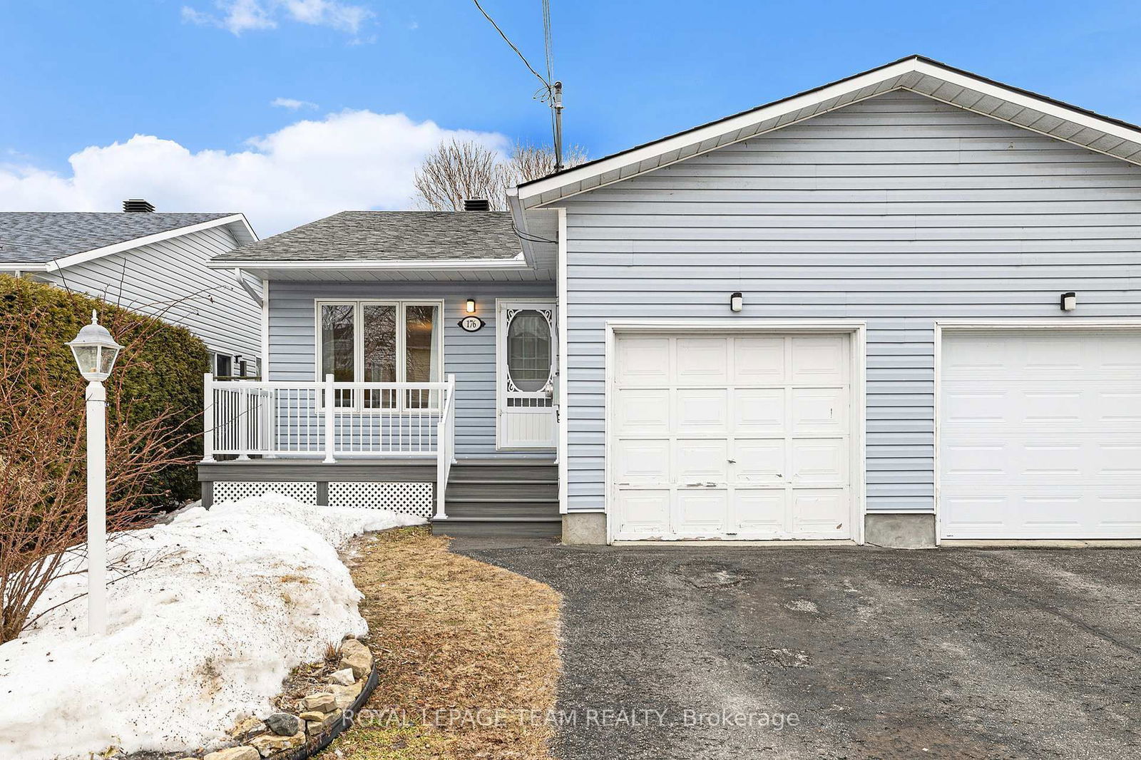 Semi-Detached House sold at 176 Morris Street, Carleton Place, Carleton Place, K7C 4N2 - MLS: X12035270