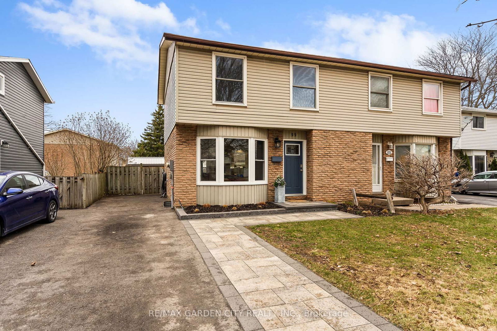 Semi-Detached House for sale at 99 Ventura Drive, St. Catharines, Haig, L2R 7H3 - MLS: X12035285