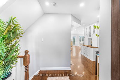 44 Pentland Rd, Hamilton - Waterdown image-0-3