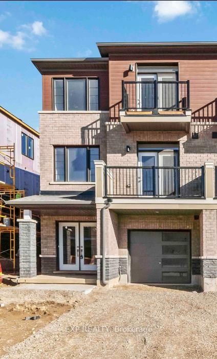 home for lease on 8 Norwich Crescent
