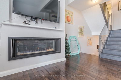 Unit 24 — 30 Champlain Cres, Peterborough North - 1 University Heights image-0-3