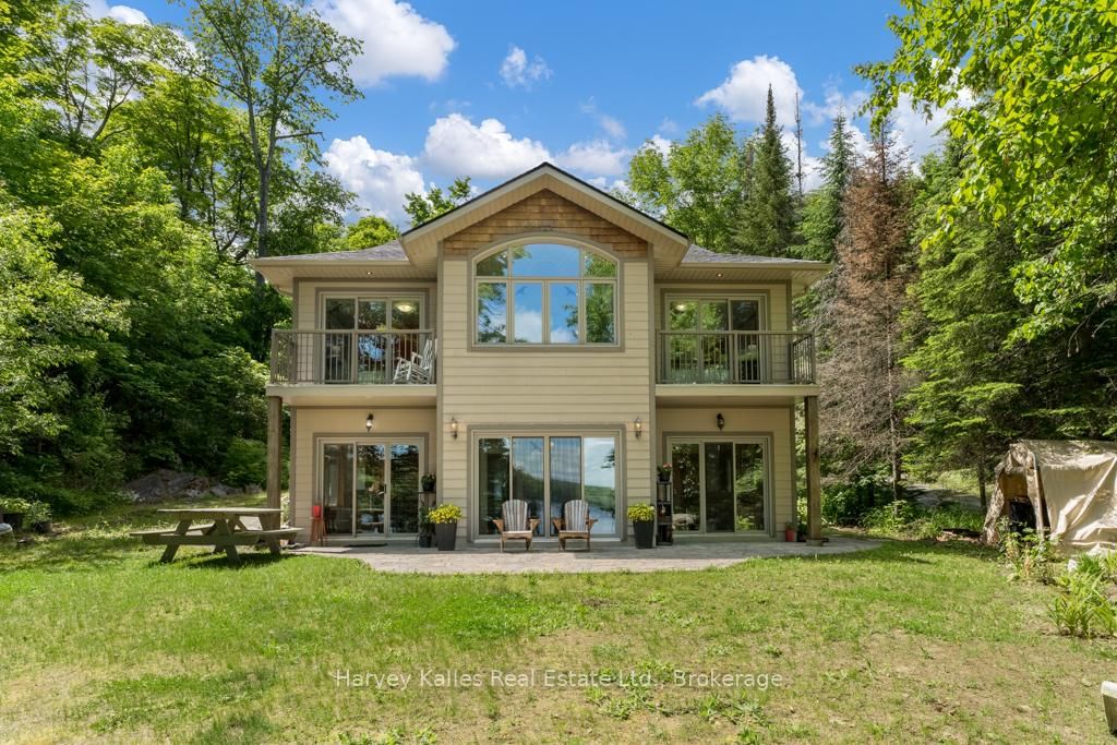 Detached House sold at 9-1161 SANDWOOD Road, Muskoka Lakes, Watt, P0B 1M0 - MLS: X12035805