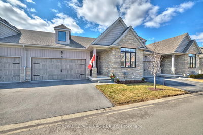 47 Borden Tr, Welland - Prince Charles image-0-1