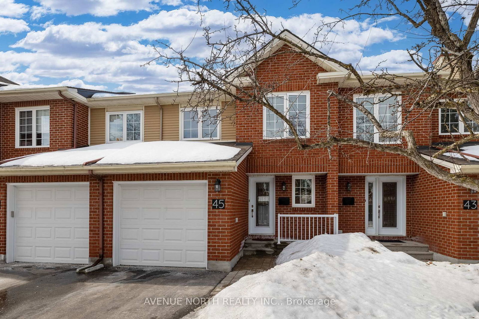 Townhouse for sale at 45 Wrenwood Crescent, Ottawa, Centrepointe, K2G 5V4 - MLS: X12036190